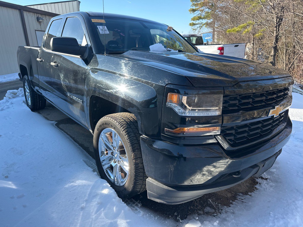 2017 Chevrolet Silverado 1500 Image 3