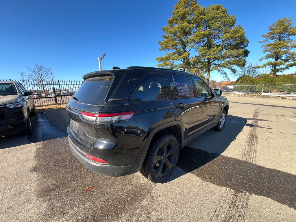 2024 Jeep Grand Cherokee Image 4