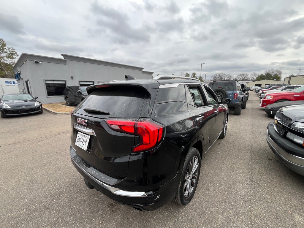 2020 GMC Terrain Image 19