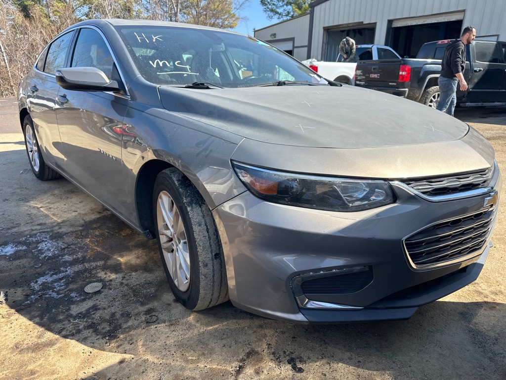 2018 Chevrolet Malibu Image 3