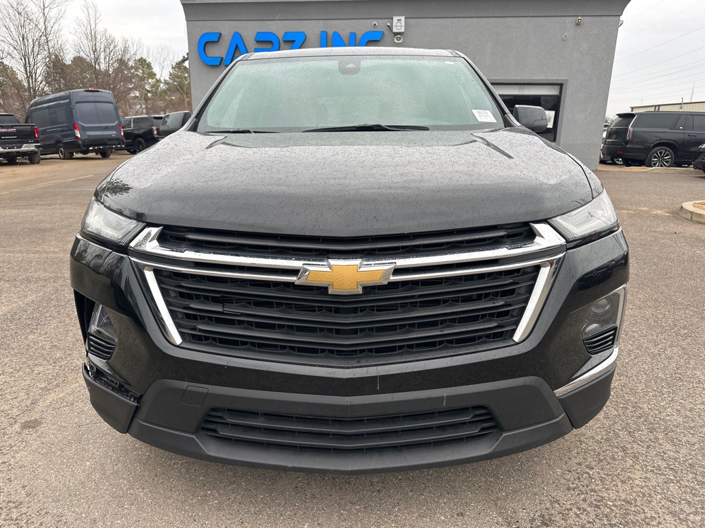 2022 Chevrolet Traverse Image 2