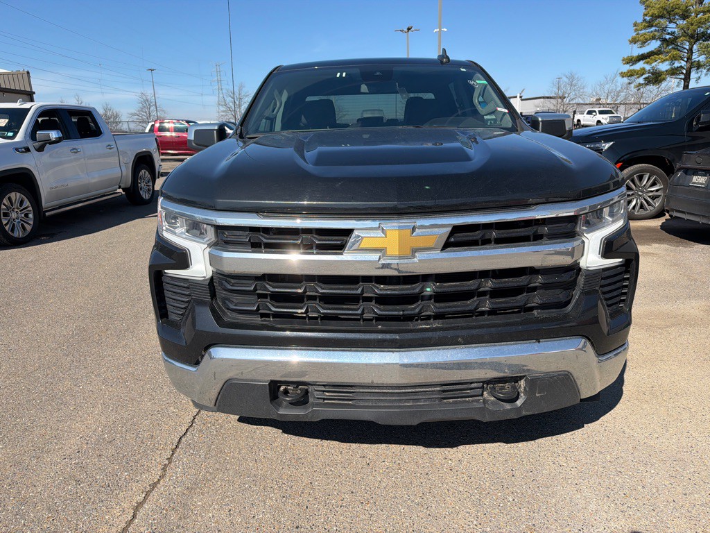 2023 Chevrolet Silverado 1500 Image 2