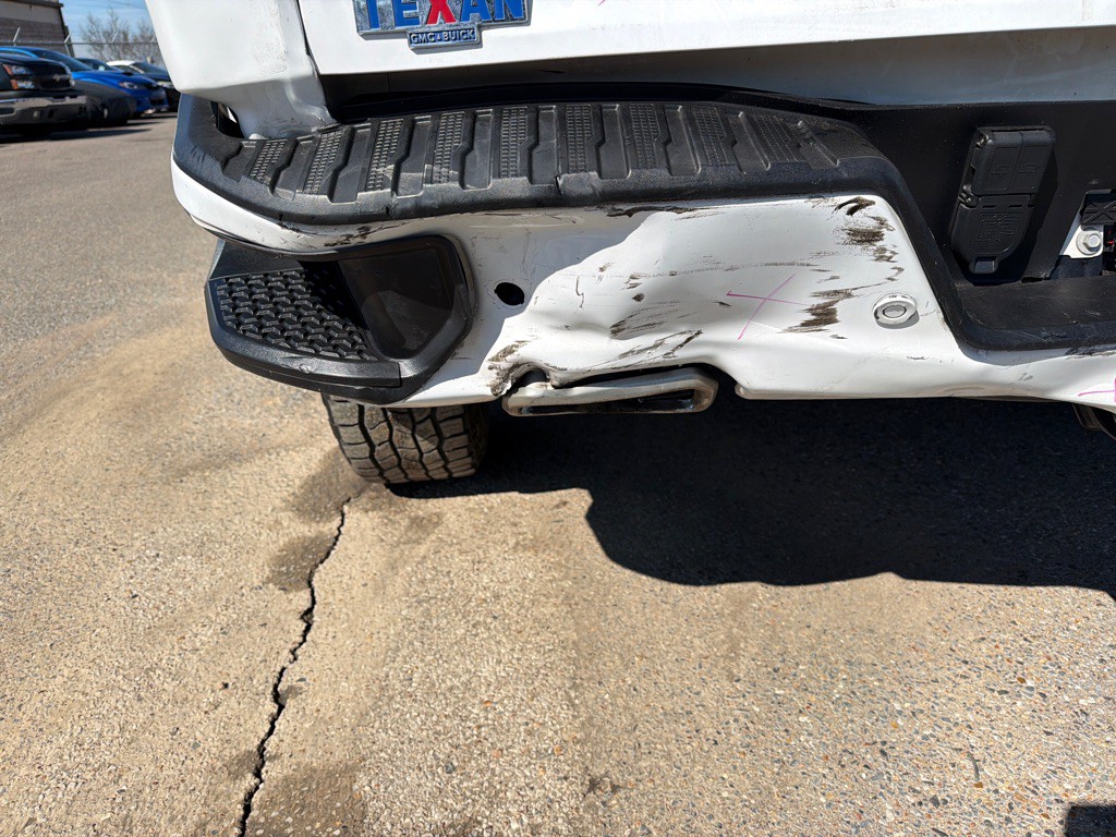 2023 GMC Sierra Image 8