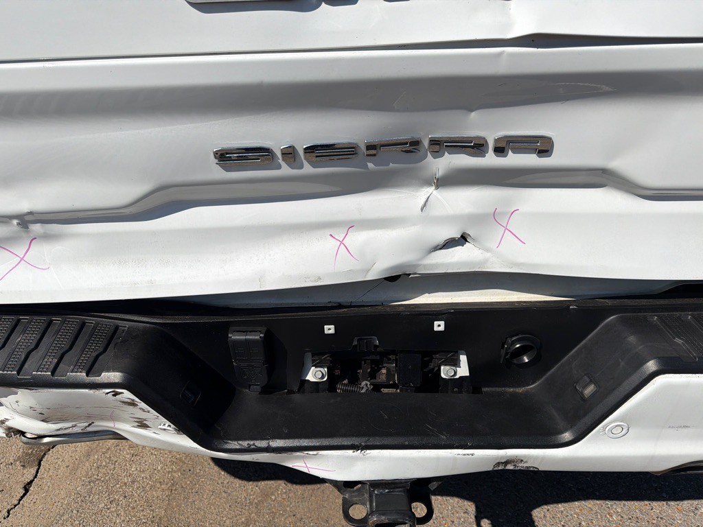 2023 GMC Sierra Image 9