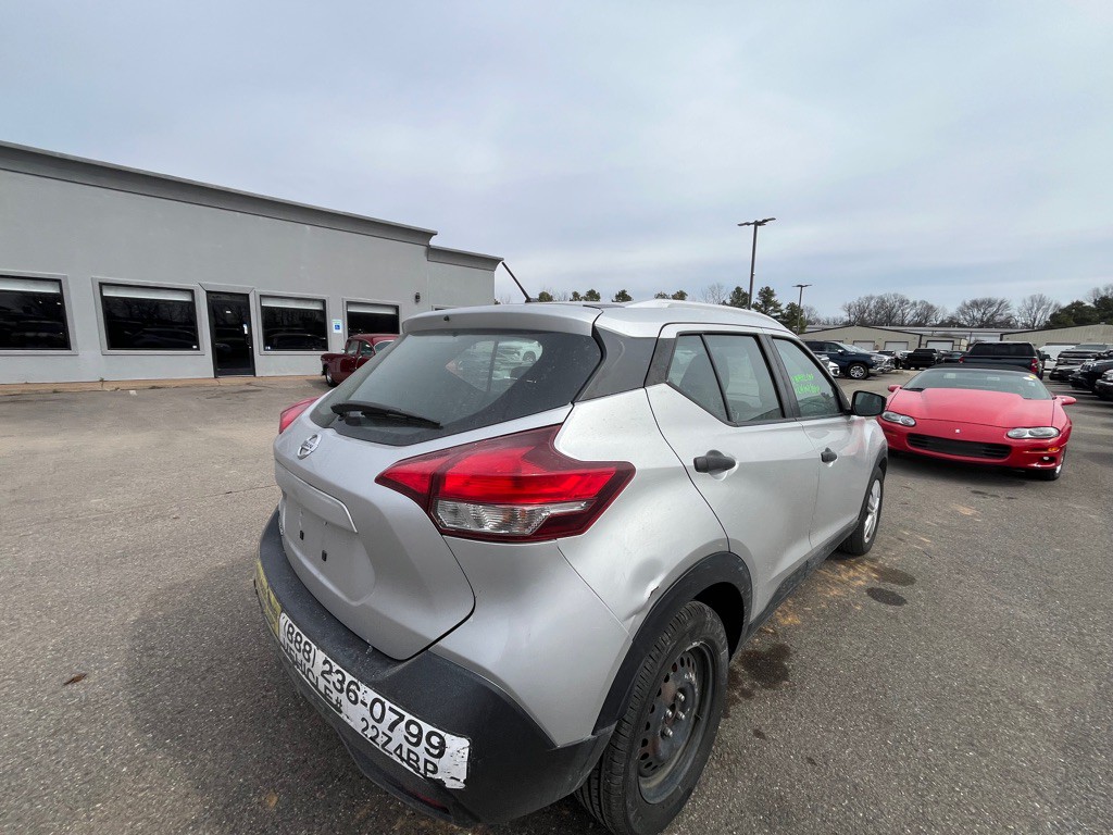 2019 Nissan Kicks Image 4