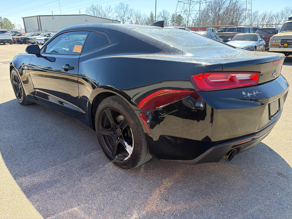 2016 Chevrolet Camaro Image 6