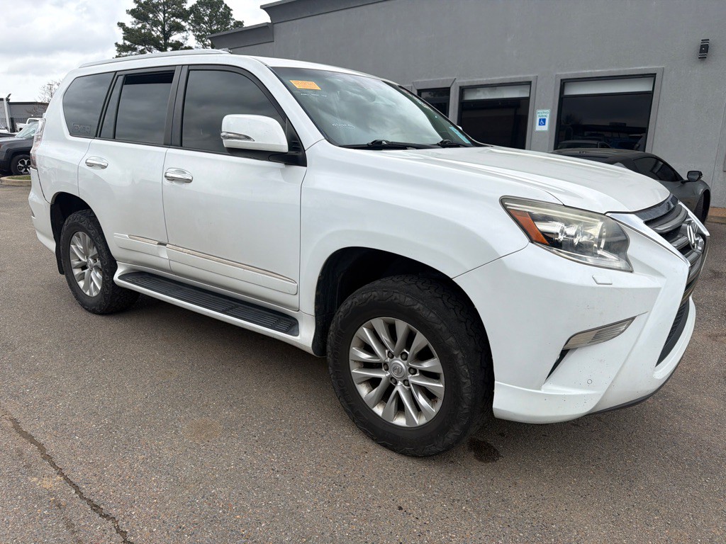 2014 Lexus GX Image 3