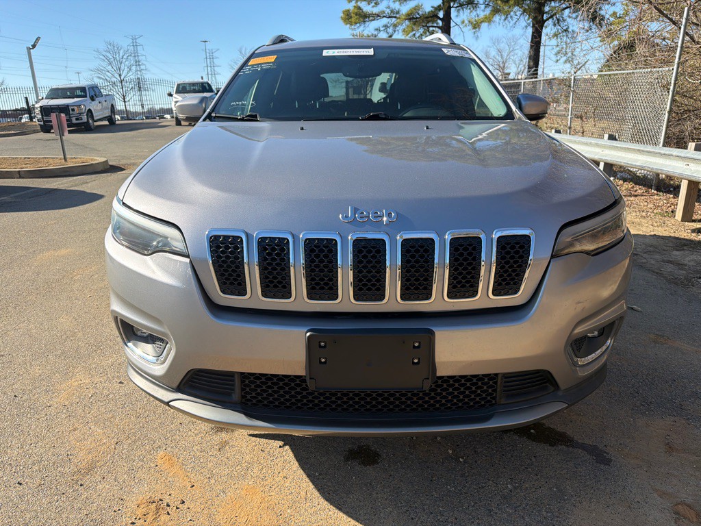 2019 Jeep Cherokee Image 2