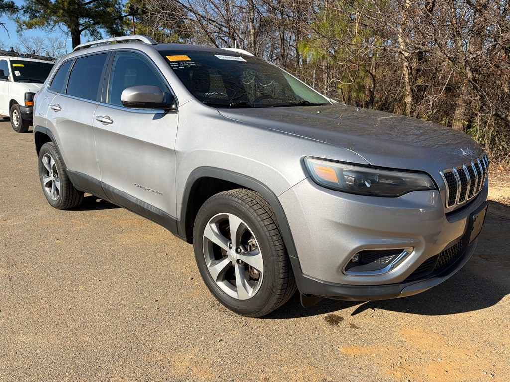 2019 Jeep Cherokee Image 3