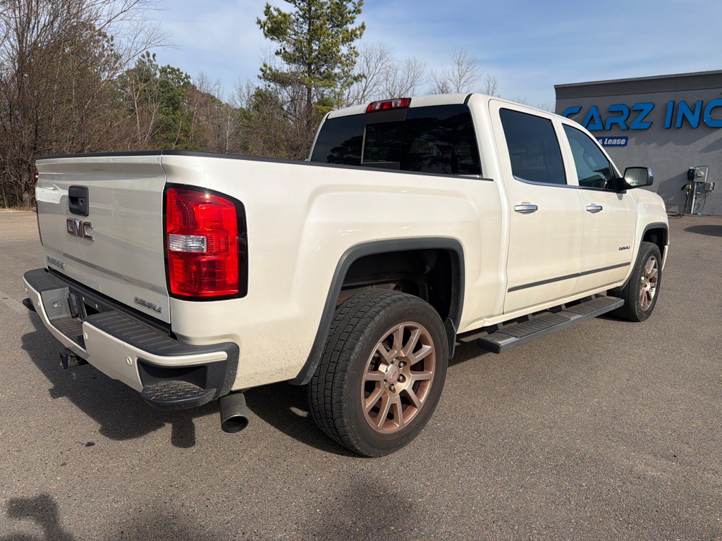 2015 GMC Sierra Image 4