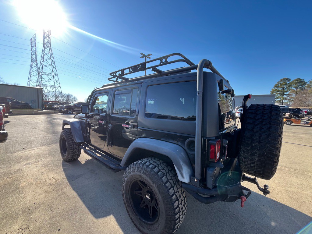 2015 Jeep Wrangler Unlimited Image 2