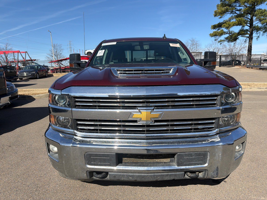 2017 Chevrolet Silverado 1500 Image 2