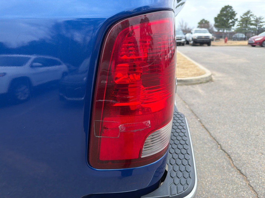 2017 RAM 1500 Image 7