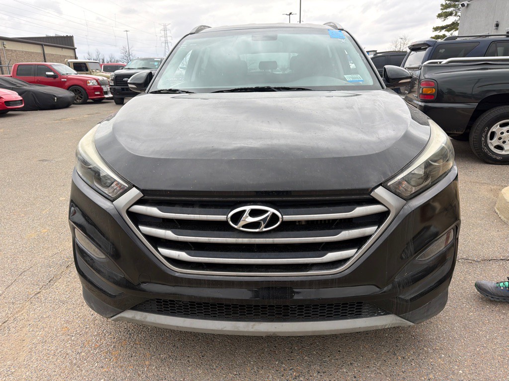 2017 Hyundai Tucson Image 2