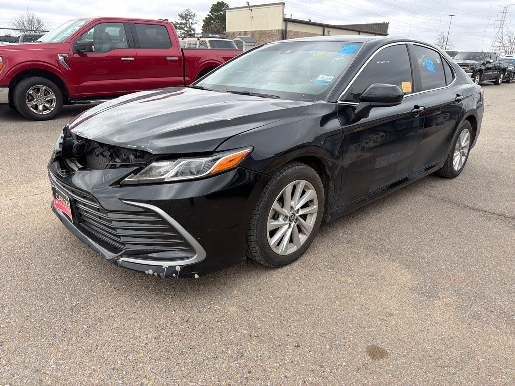 2022 Toyota Camry Image 1