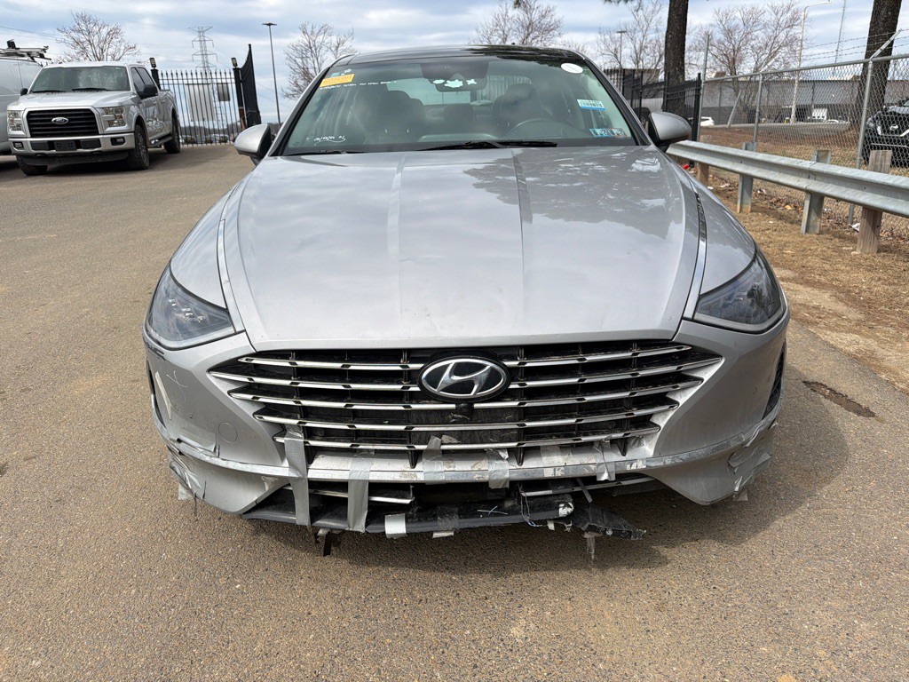 2023 Hyundai Sonata Image 2