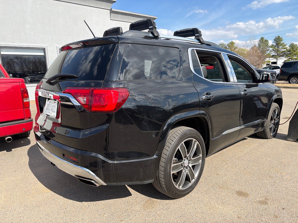 2019 GMC Acadia Image 4