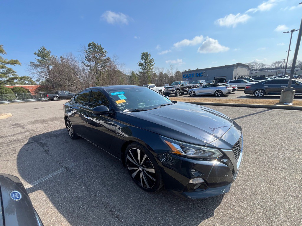 2020 Nissan Altima Image 3