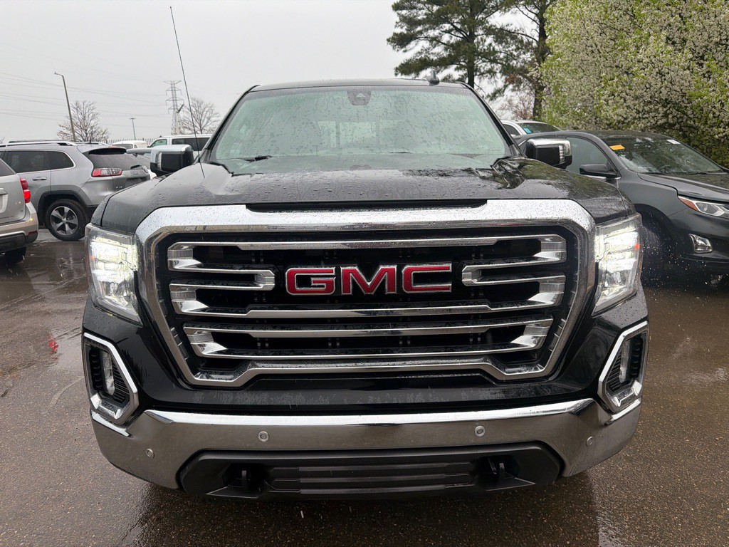 2019 GMC Sierra Image 2