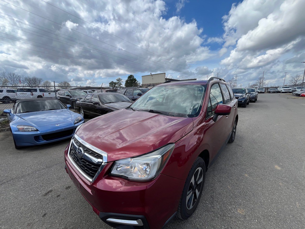 2018 Subaru Forester Image 2