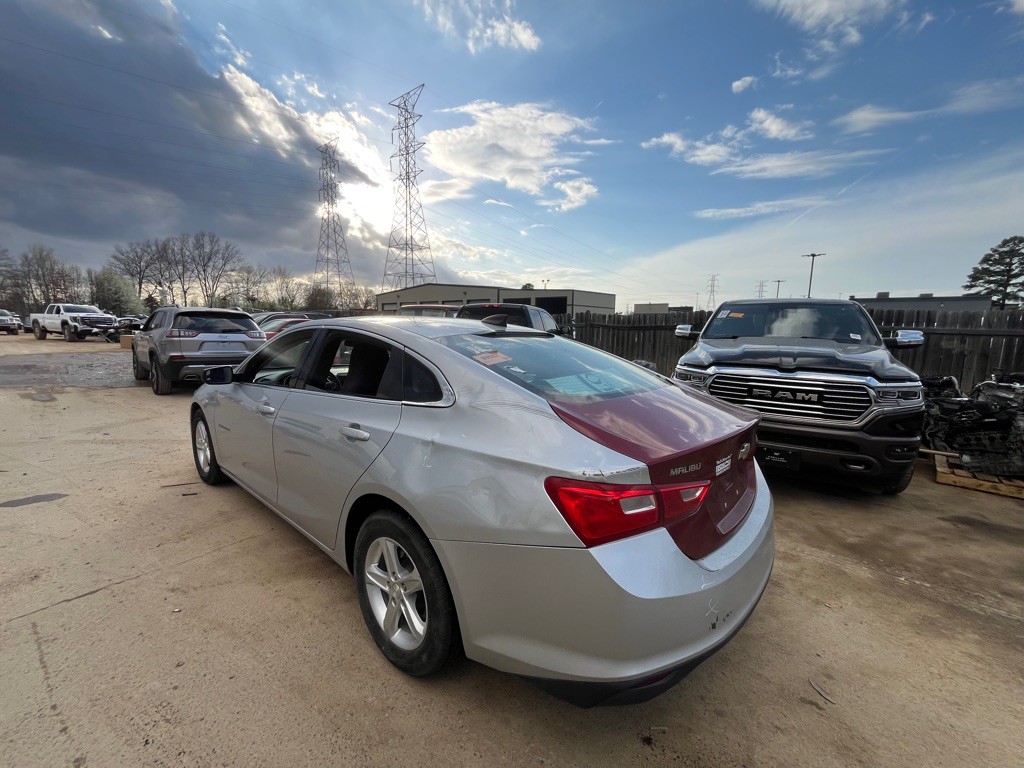 2020 Chevrolet Malibu Image 5