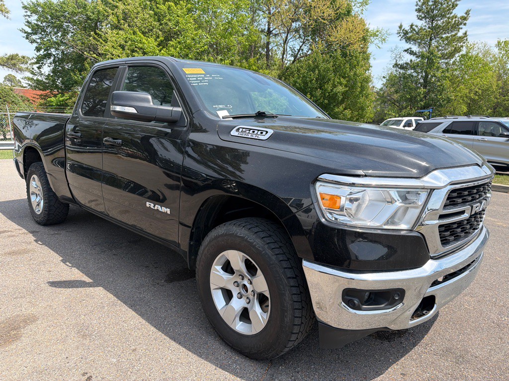 2022 RAM 1500 Image 3