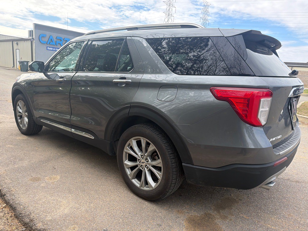 2023 Ford Explorer Image 6