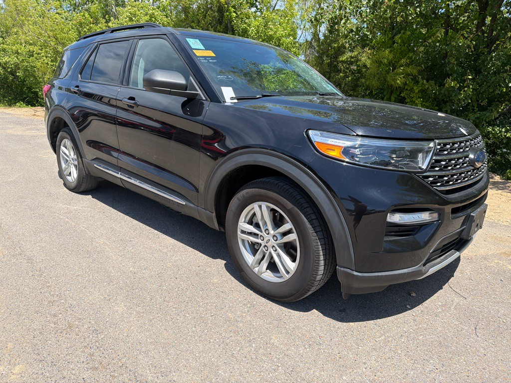 2022 Ford Explorer Image 3