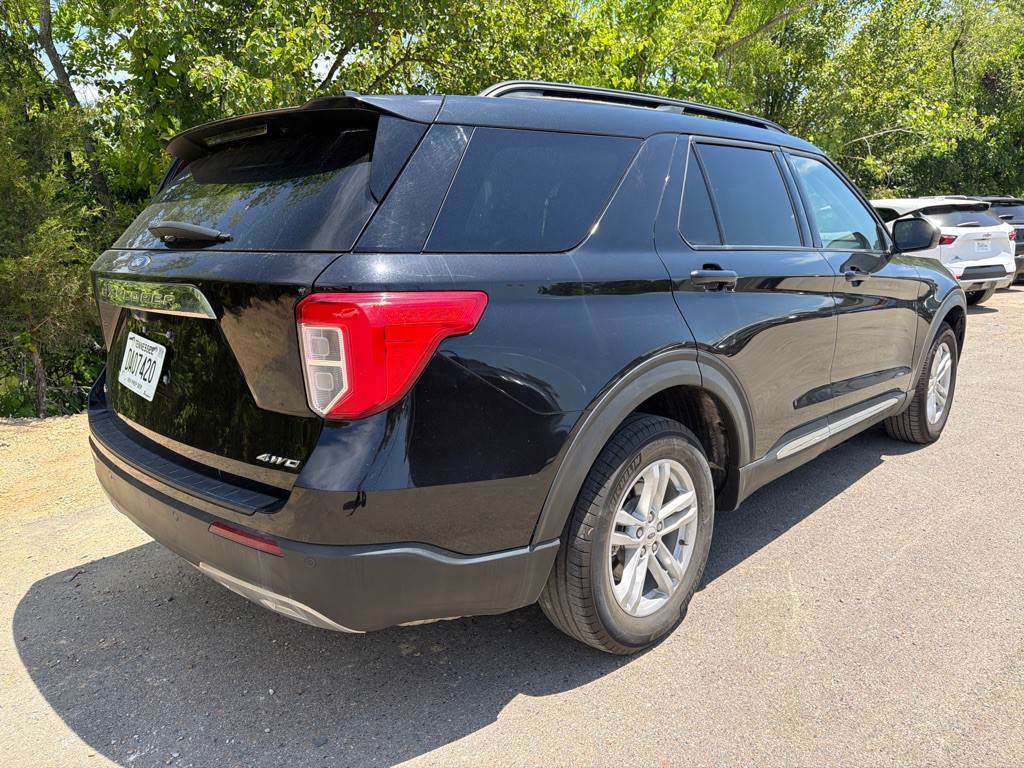 2022 Ford Explorer Image 4