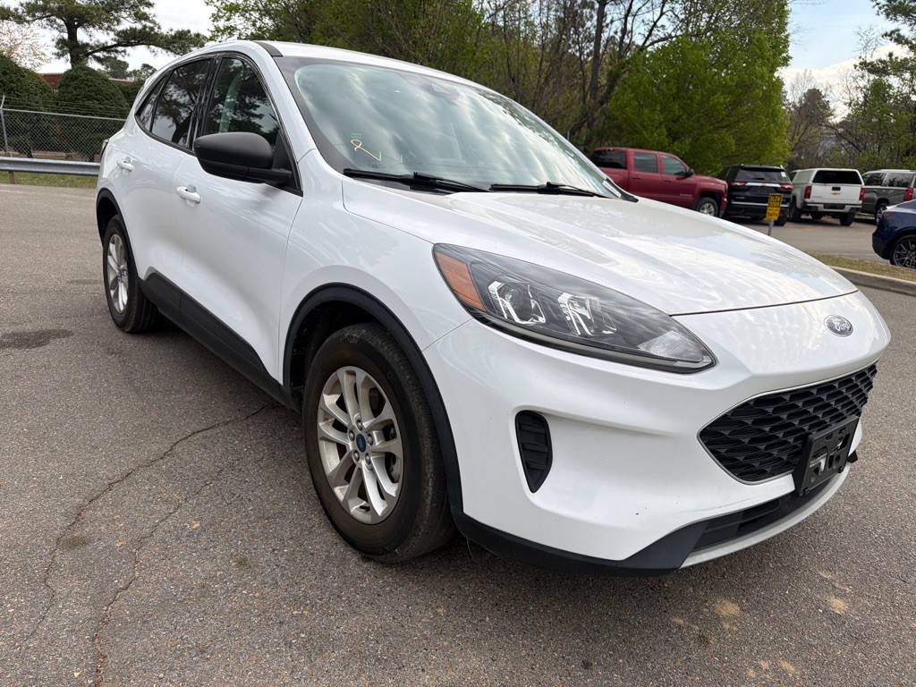 2022 Ford Escape Image 3