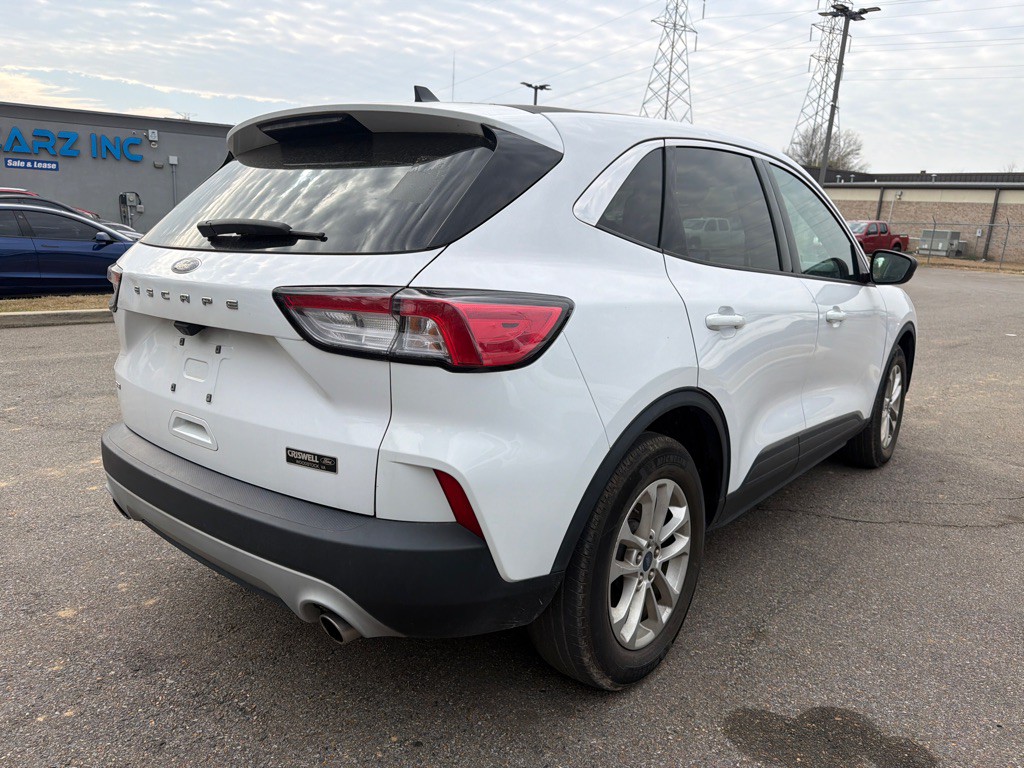 2022 Ford Escape Image 4