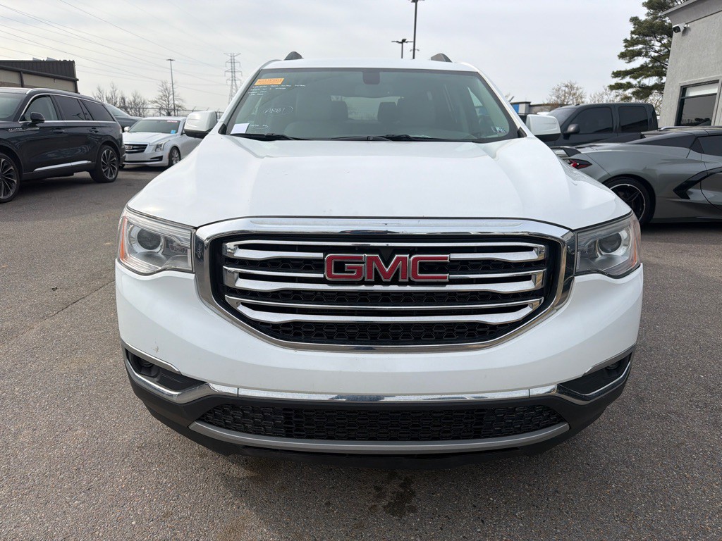 2019 GMC Acadia Image 2