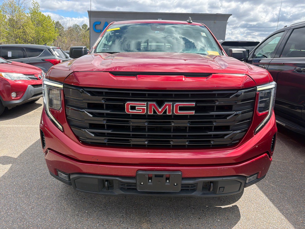 2023 GMC Sierra Image 2