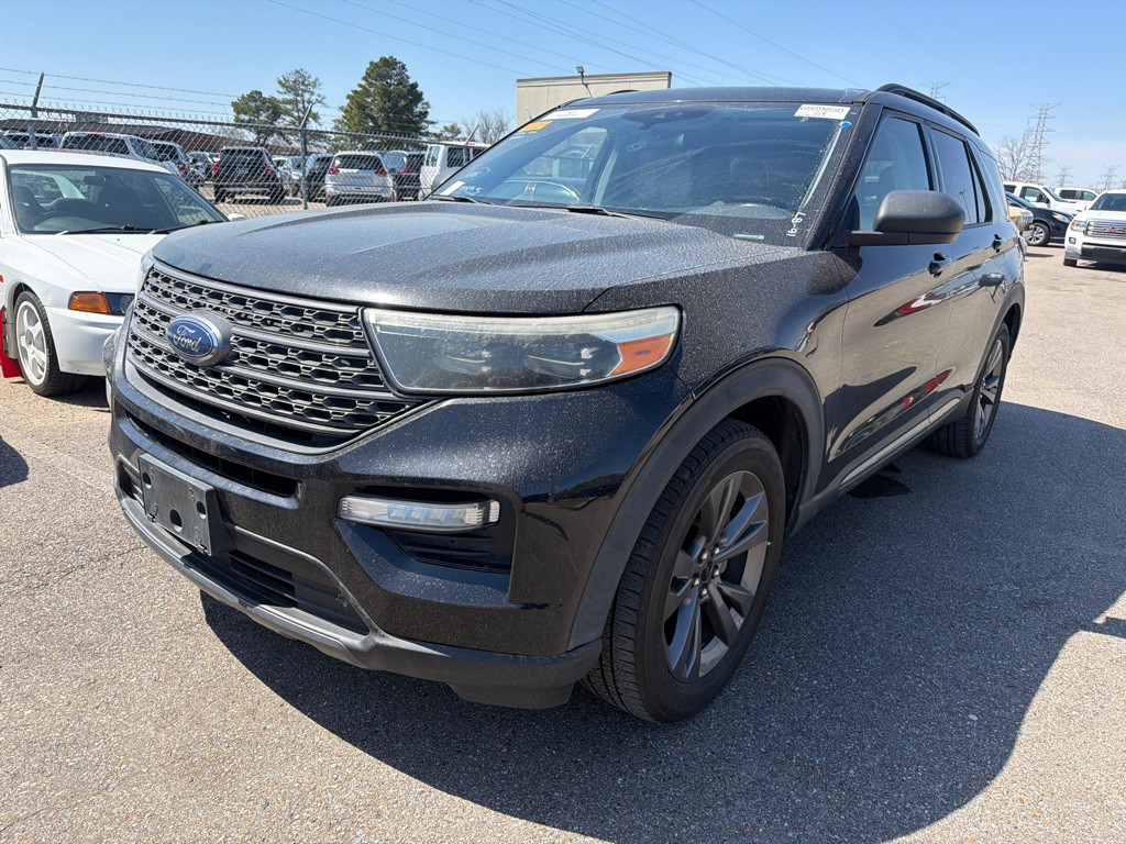 2021 Ford Explorer Image 1