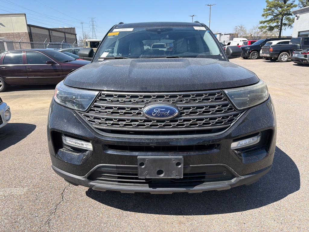 2021 Ford Explorer Image 2
