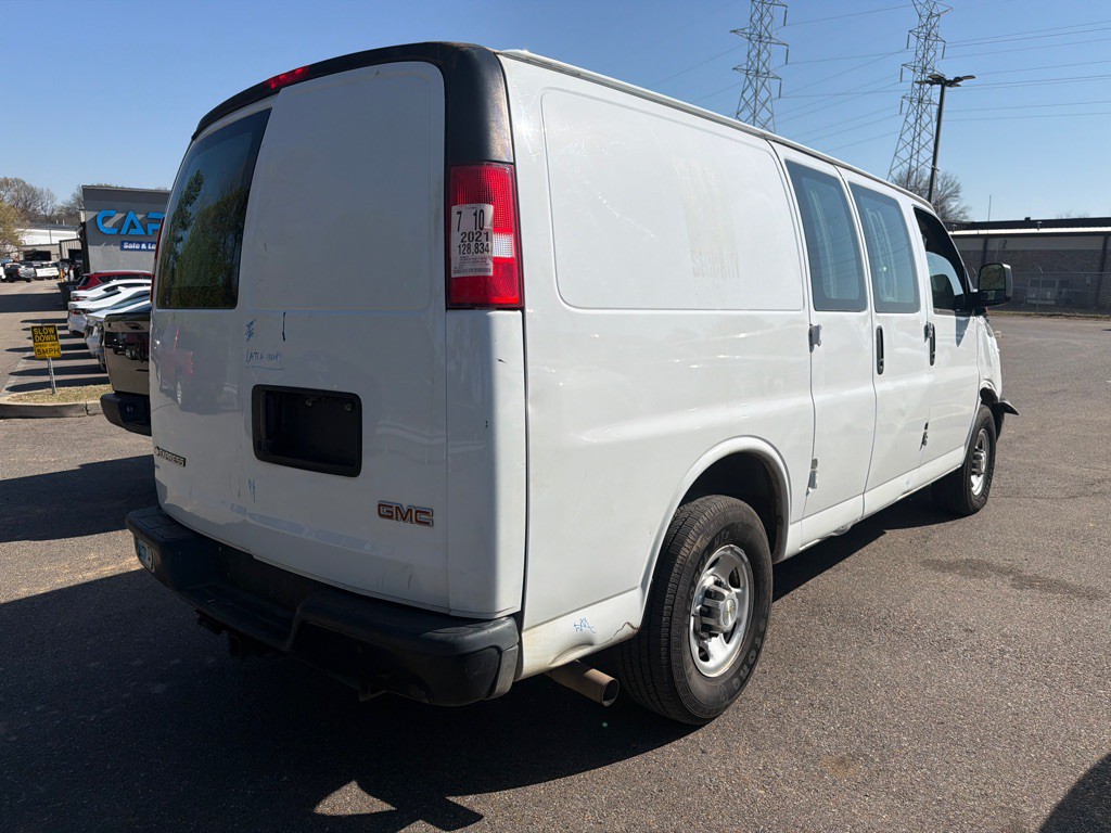 2021 Chevrolet Express Image 4