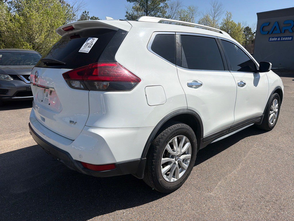 2019 Nissan Rogue Image 4