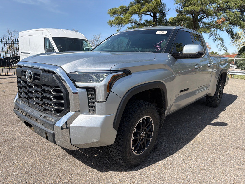 2023 Toyota Tundra Image 1
