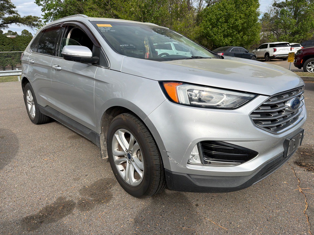 2019 Ford Edge Image 3