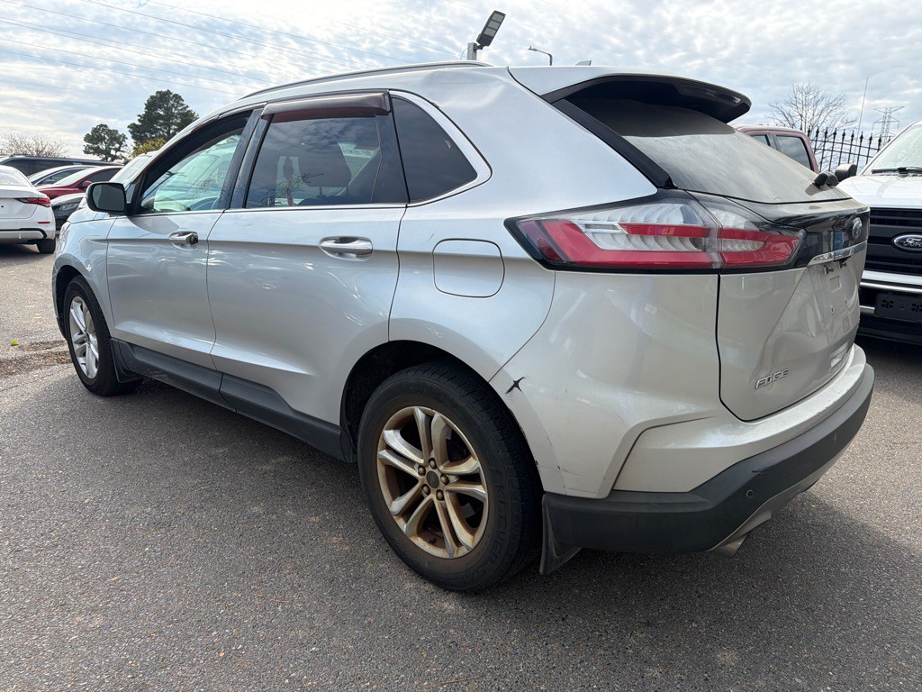 2019 Ford Edge Image 6