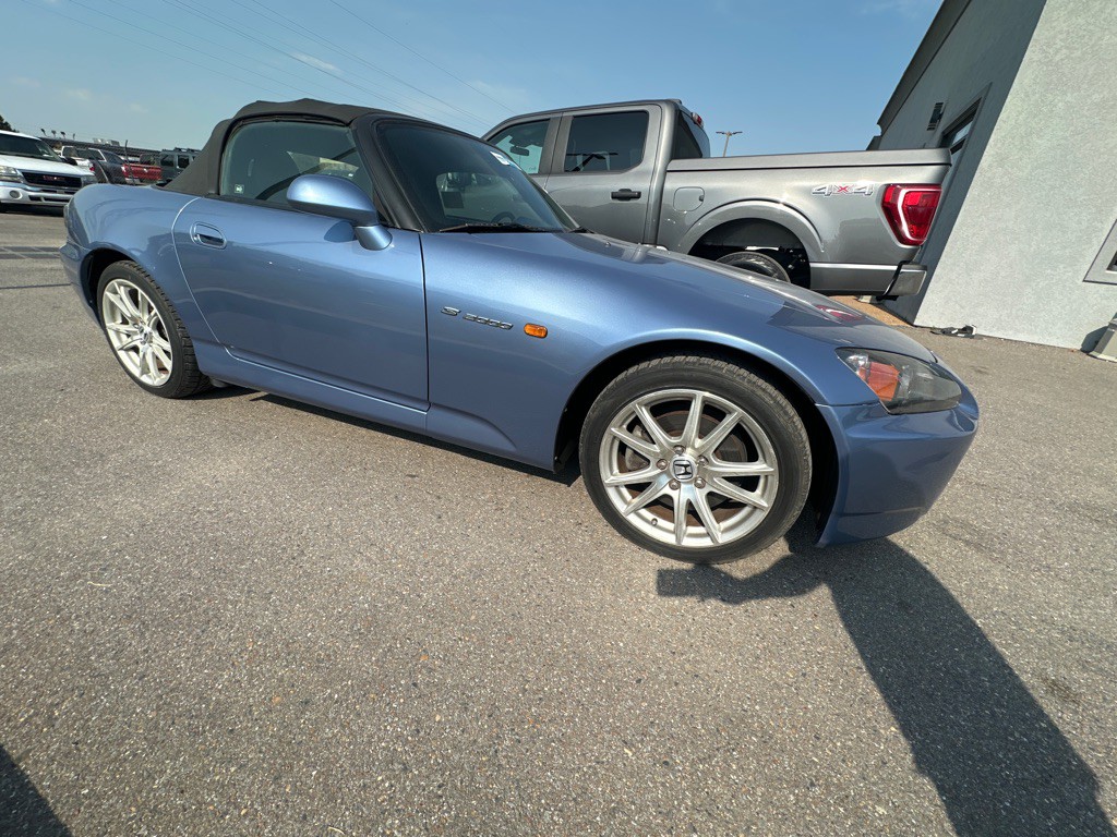 2005 Honda S2000 Image 3