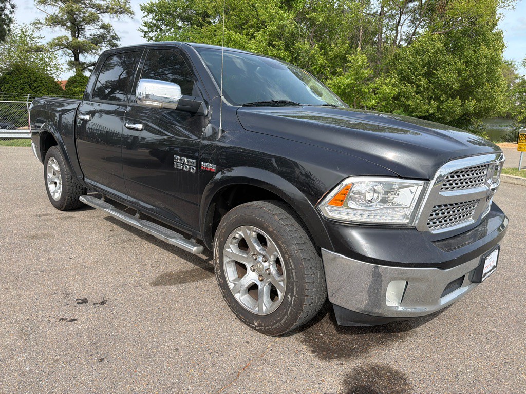 2015 RAM 1500 Image 3