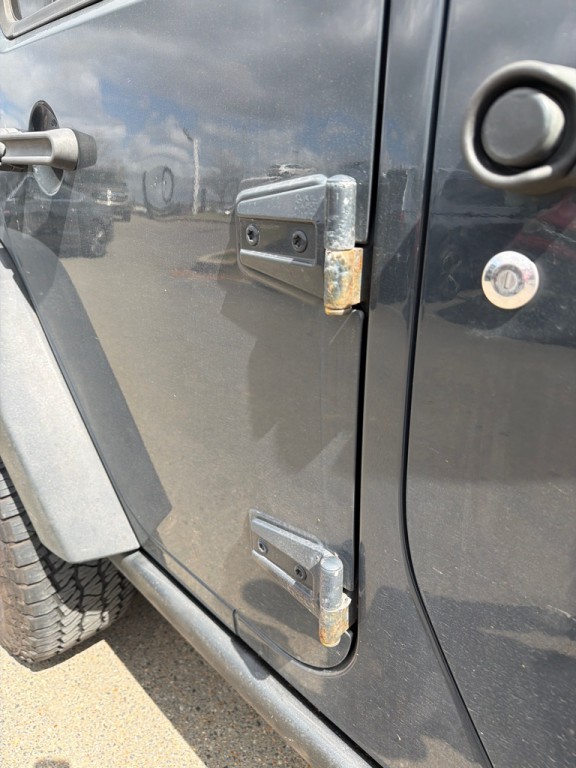 2016 Jeep Wrangler Unlimited Image 9