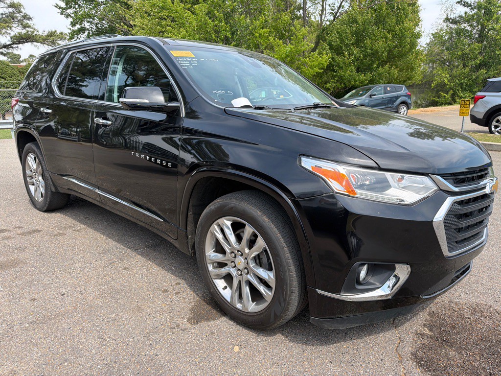 2020 Chevrolet Traverse Image 3