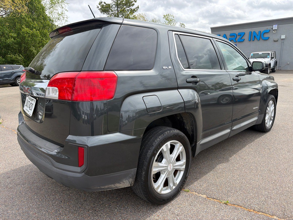 2017 GMC Terrain Image 4