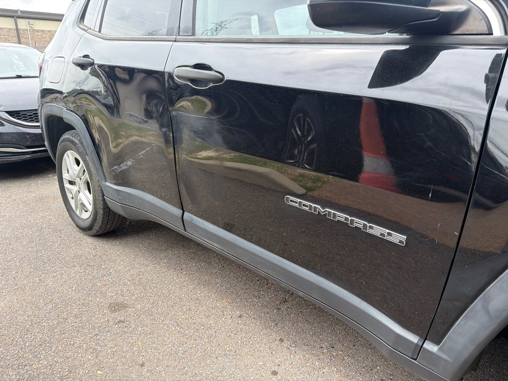 2019 Jeep Compass Image 8