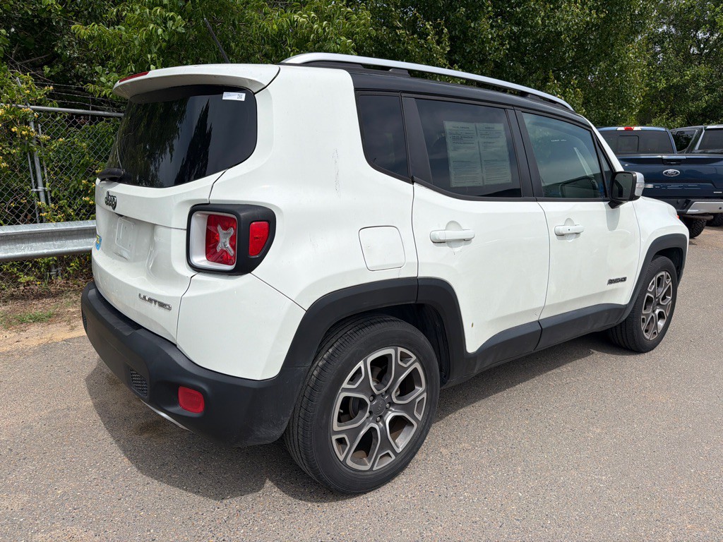 2016 Jeep Renegade Image 4