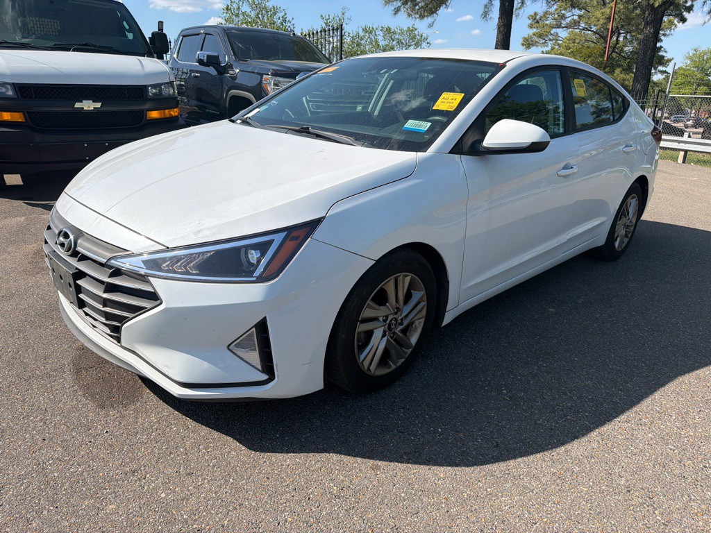 2019 Hyundai Elantra Image 1