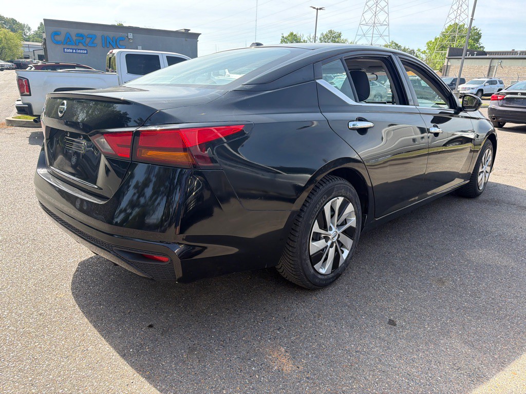 2020 Nissan Altima Image 4
