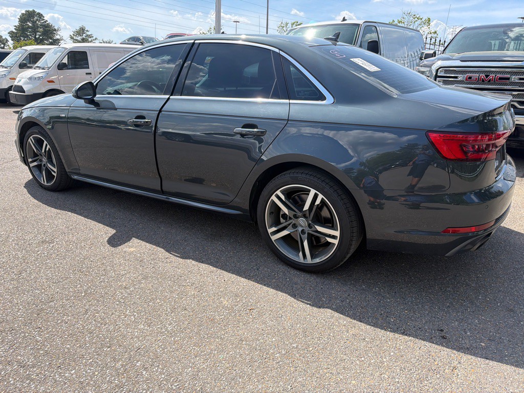 2017 Audi A4 Image 6